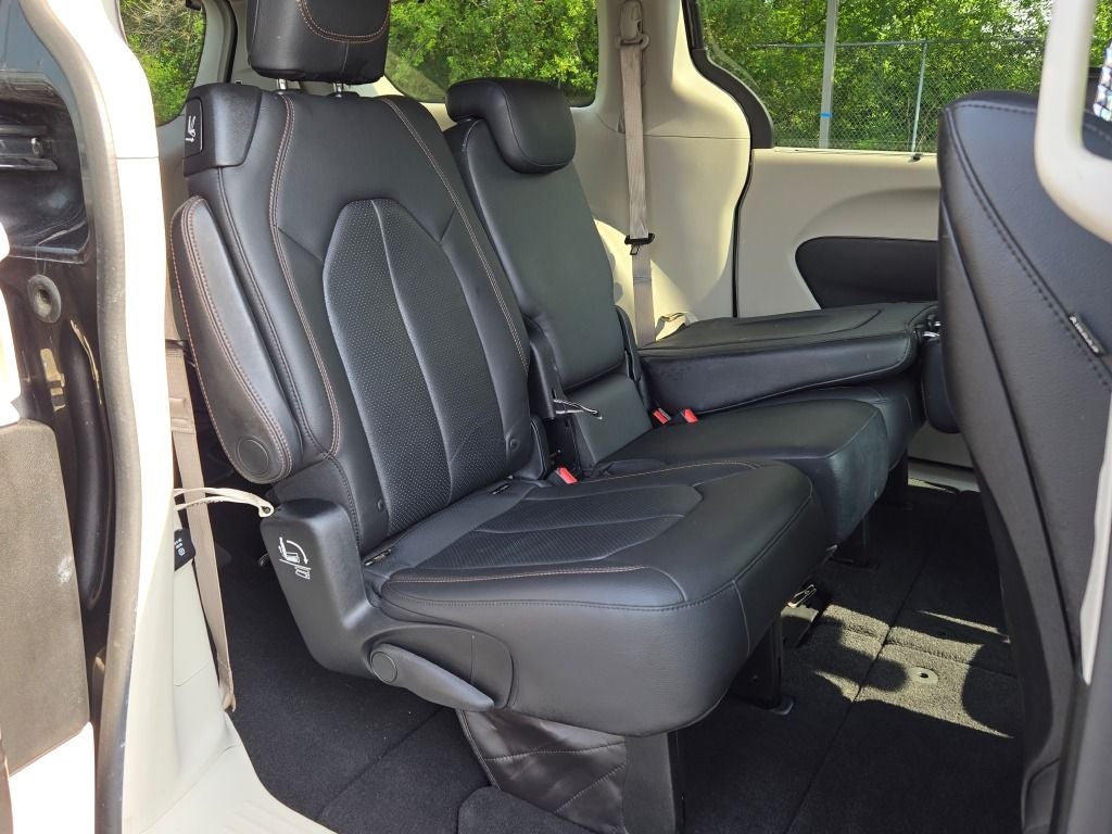 2018 Chrysler Pacifica Touring L Plus
