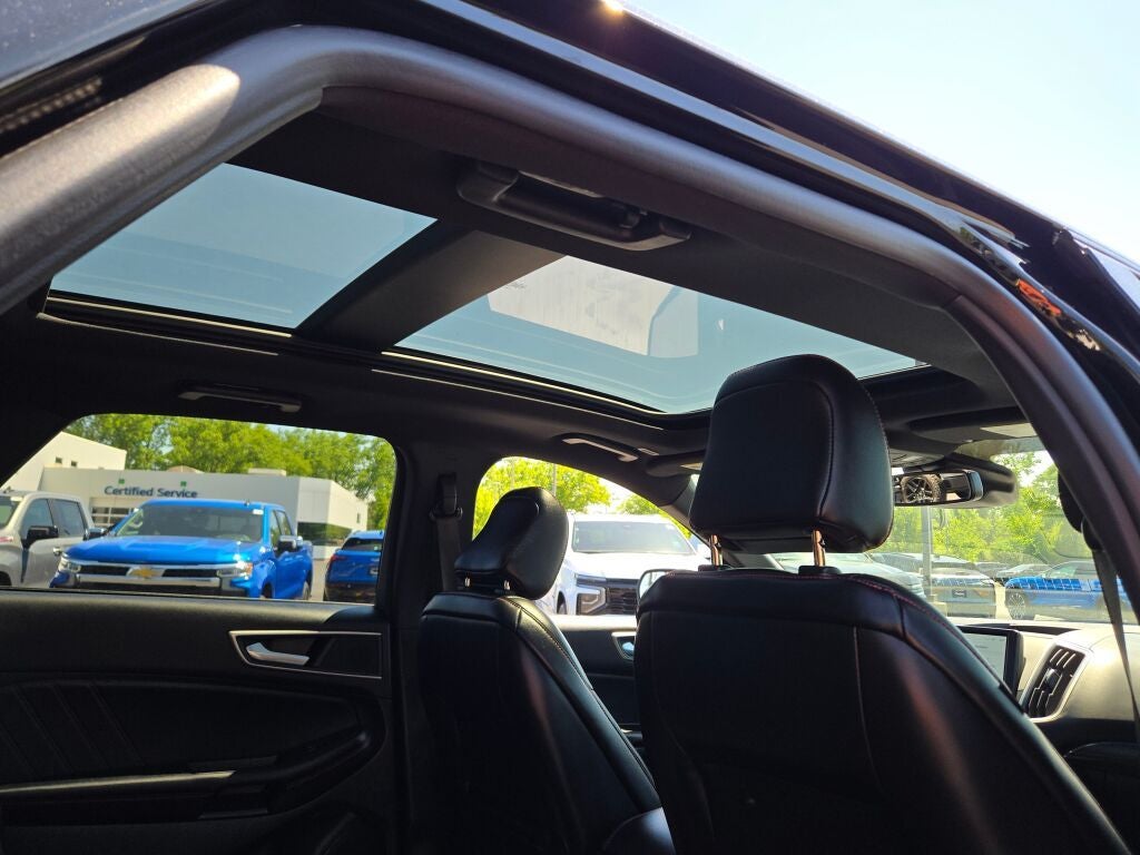 2023 Ford Edge ST Line