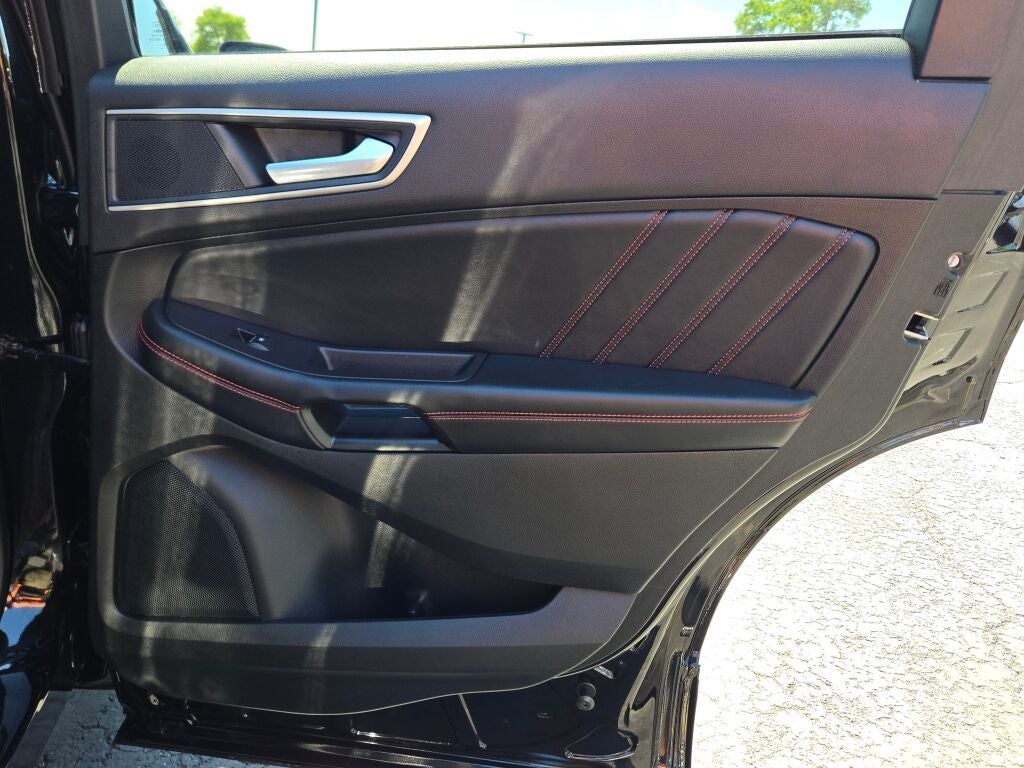 2023 Ford Edge ST Line