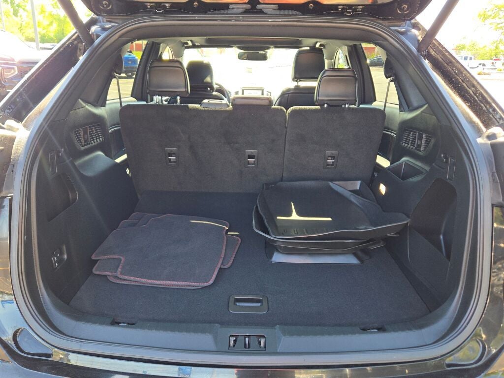 2023 Ford Edge ST Line