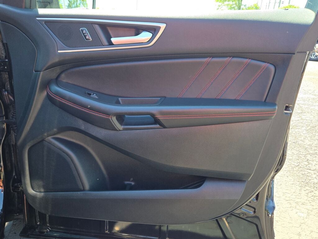 2023 Ford Edge ST Line