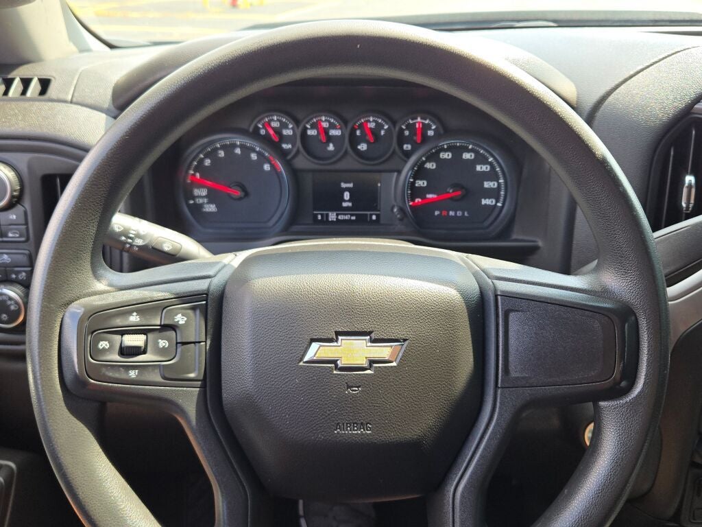 2023 Chevrolet Silverado 1500 Custom