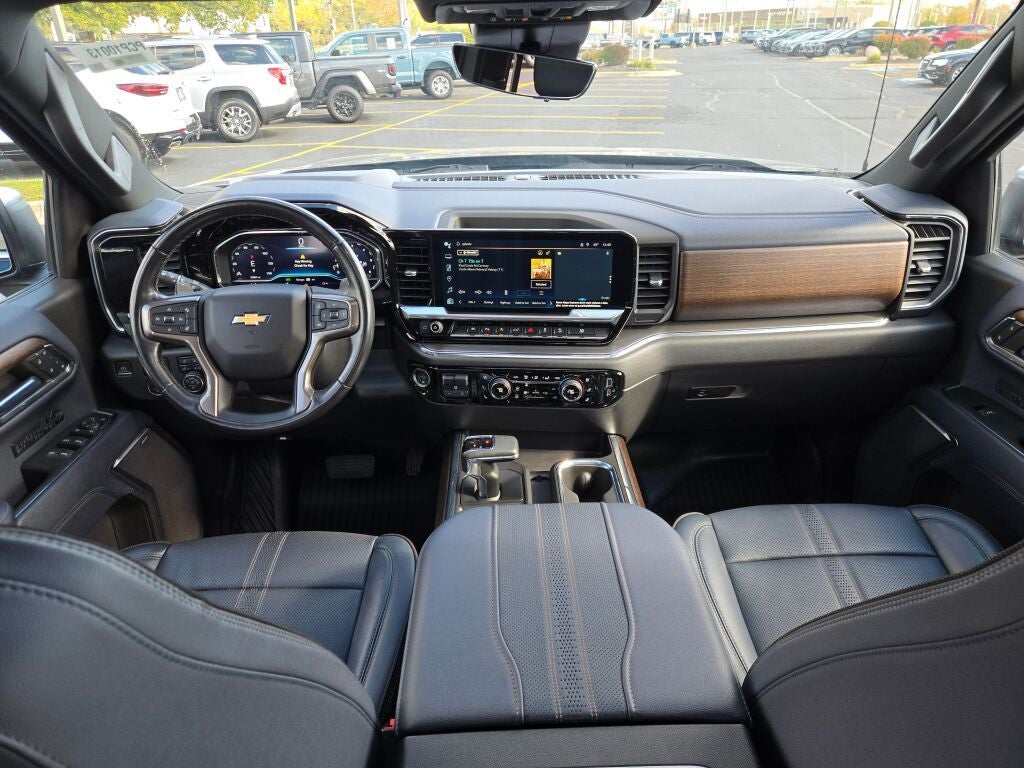 2023 Chevrolet Silverado 1500 High Country