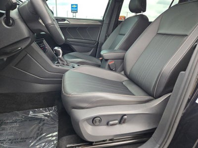 2022 Volkswagen Tiguan 2.0T SE R-Line Black