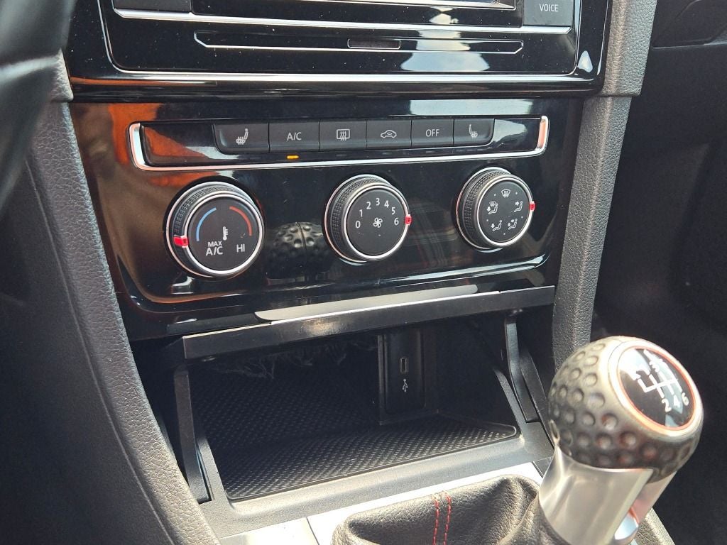 2021 Volkswagen Golf GTI 2.0T S
