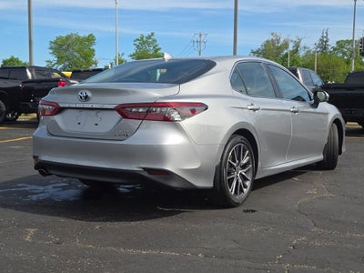 2024 Toyota Camry Hybrid XLE