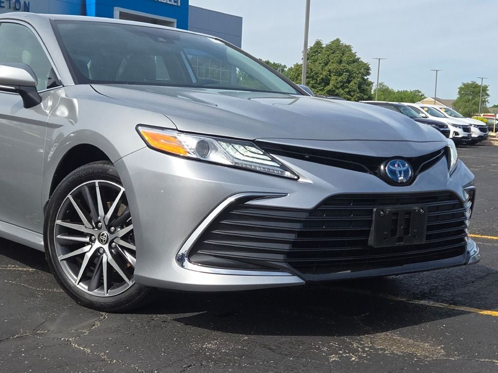 2024 Toyota Camry Hybrid XLE