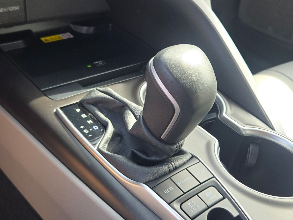 2024 Toyota Camry Hybrid XLE