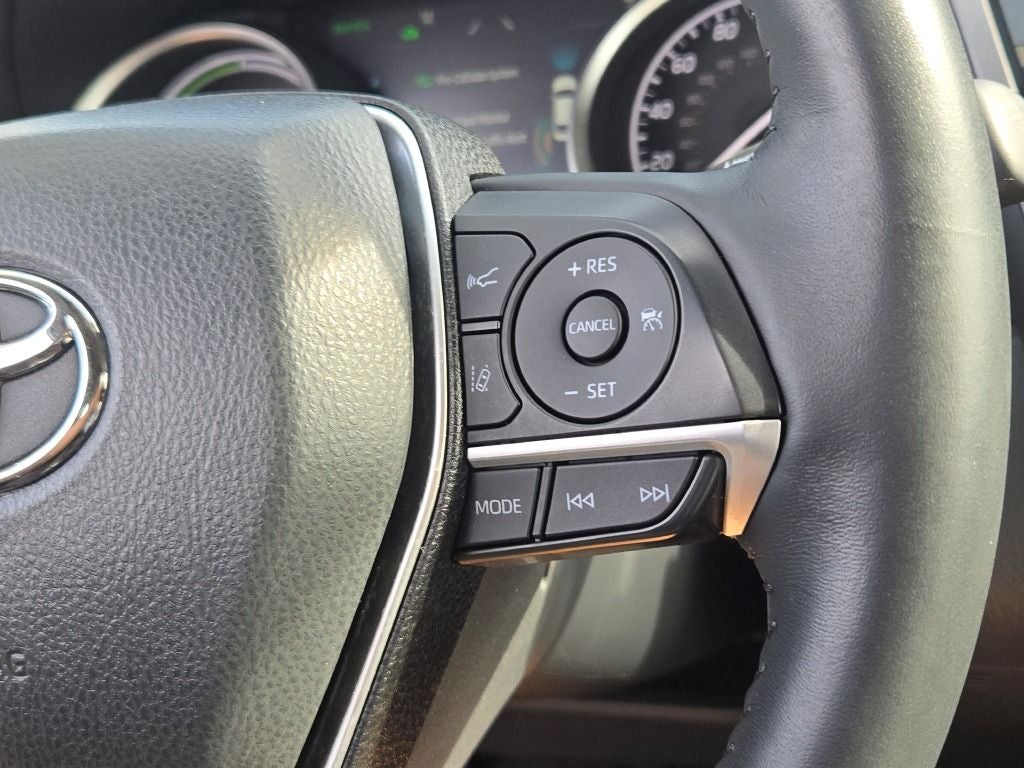 2024 Toyota Camry Hybrid XLE