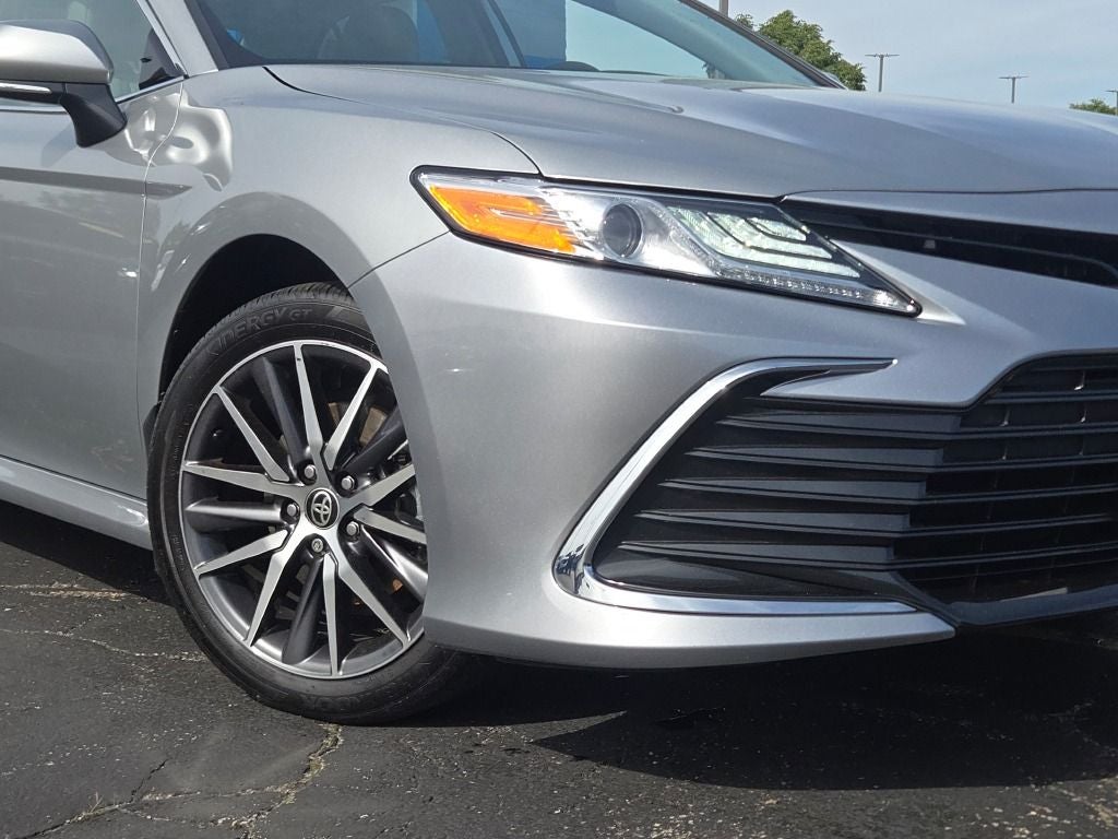 2024 Toyota Camry Hybrid XLE
