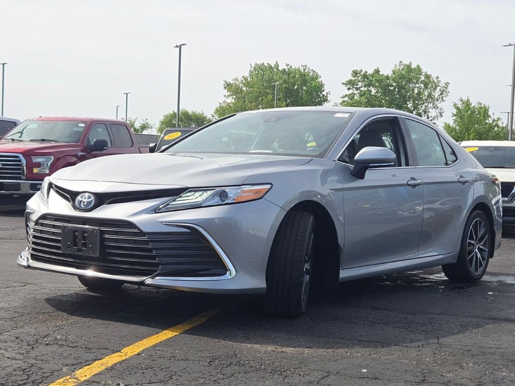 2024 Toyota Camry Hybrid XLE