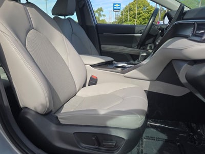 2024 Toyota Camry Hybrid XLE