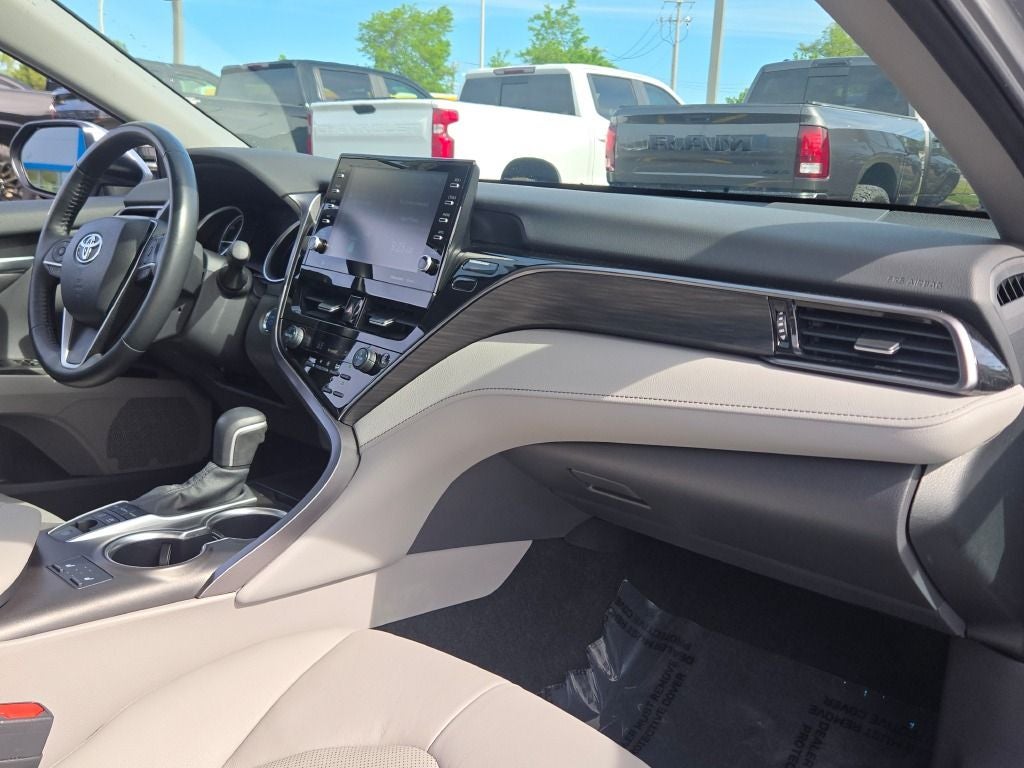 2024 Toyota Camry Hybrid XLE