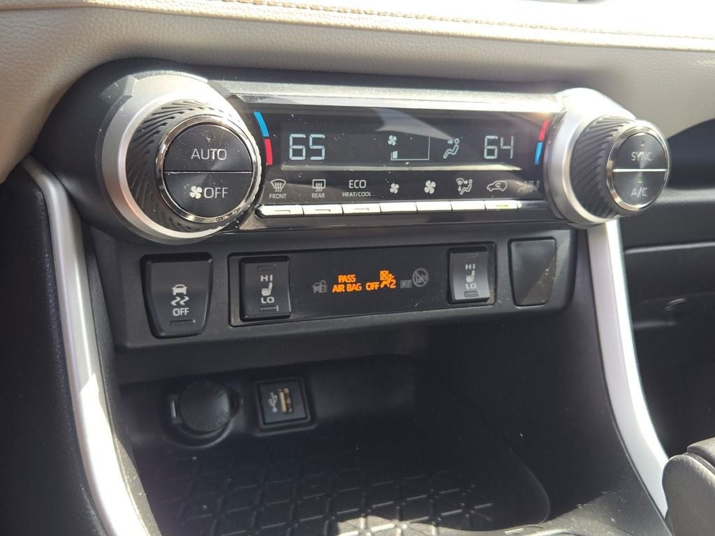 2023 Toyota RAV4 Hybrid XLE