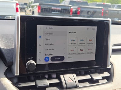 2023 Toyota RAV4 Hybrid XLE