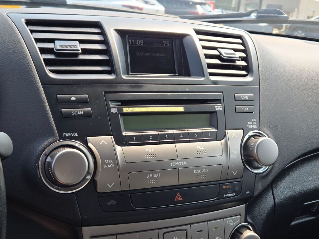 2010 Toyota Highlander SE