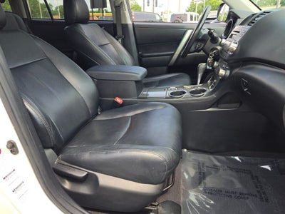 2010 Toyota Highlander SE
