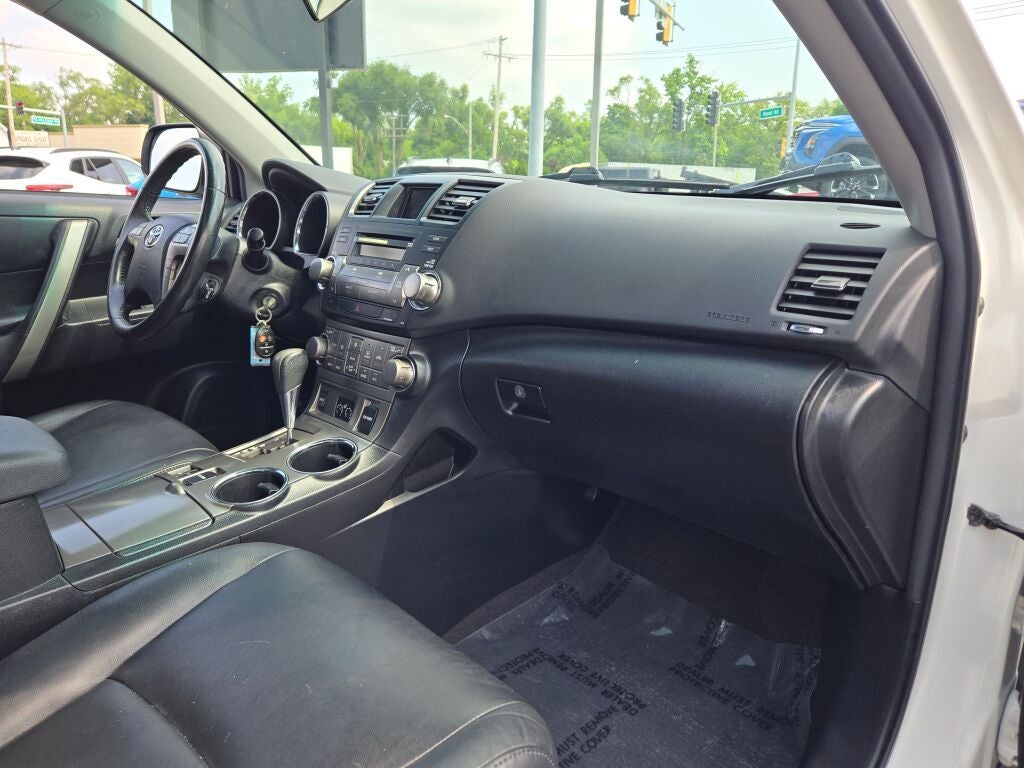 2010 Toyota Highlander SE