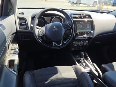 2025 Mitsubishi Outlander Sport Base