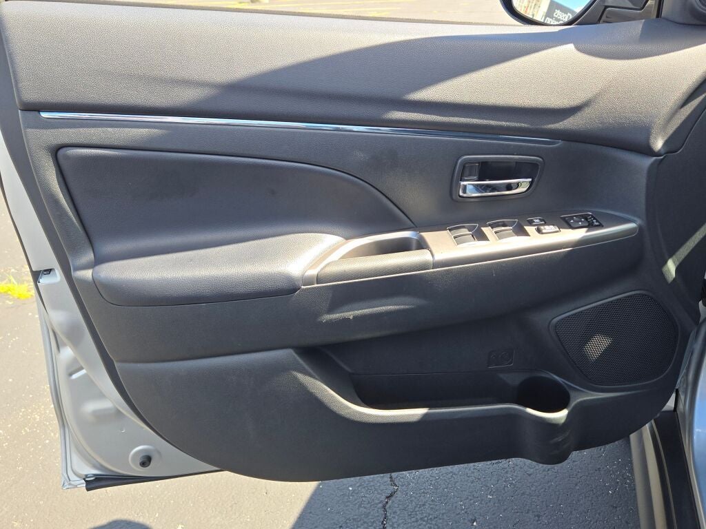2025 Mitsubishi Outlander Sport Base