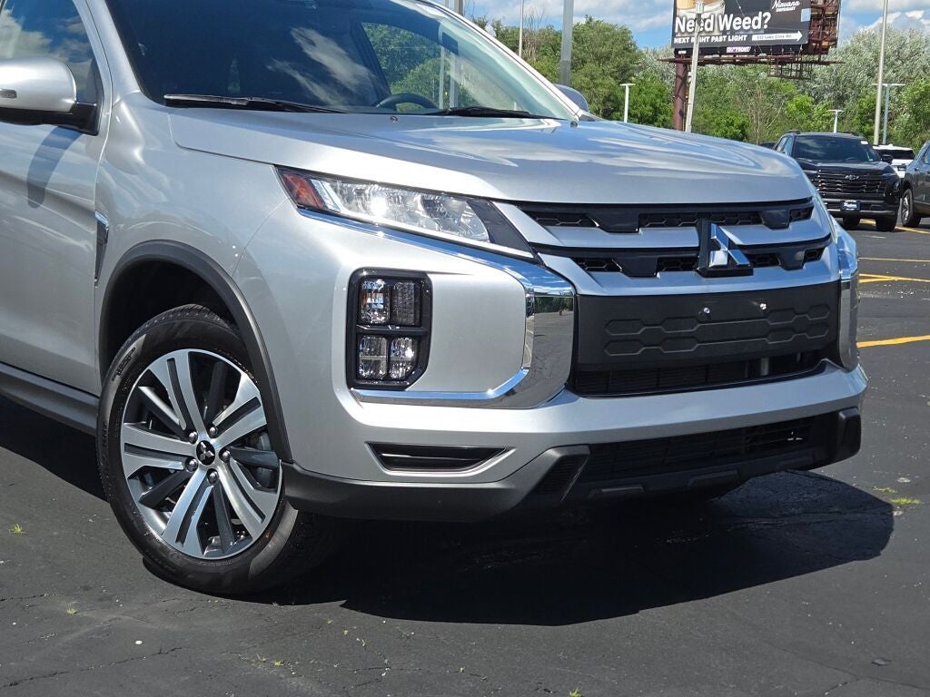 2025 Mitsubishi Outlander Sport Base