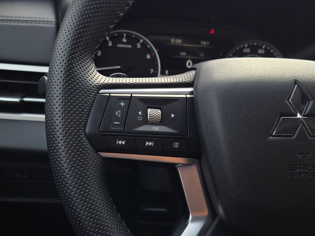 2025 Mitsubishi Outlander Sport Base