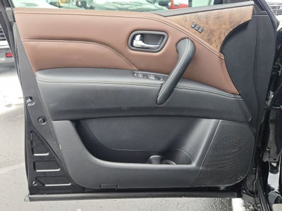 2022 INFINITI QX80 Premium Select