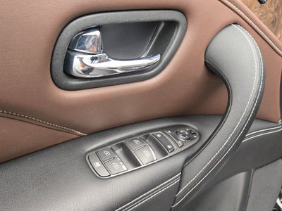 2022 INFINITI QX80 Premium Select