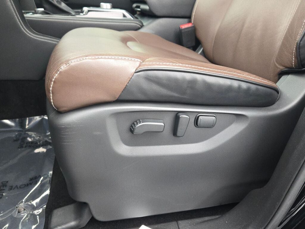 2022 INFINITI QX80 Premium Select