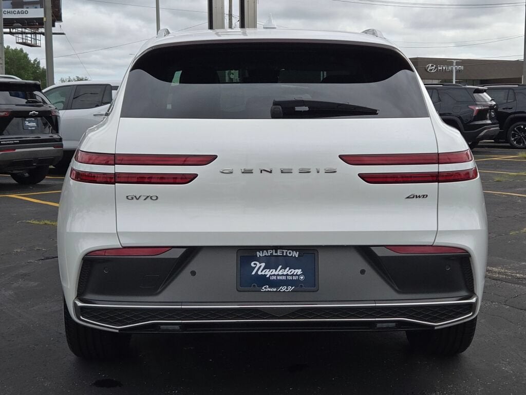 2026 Genesis GV70 2.5T