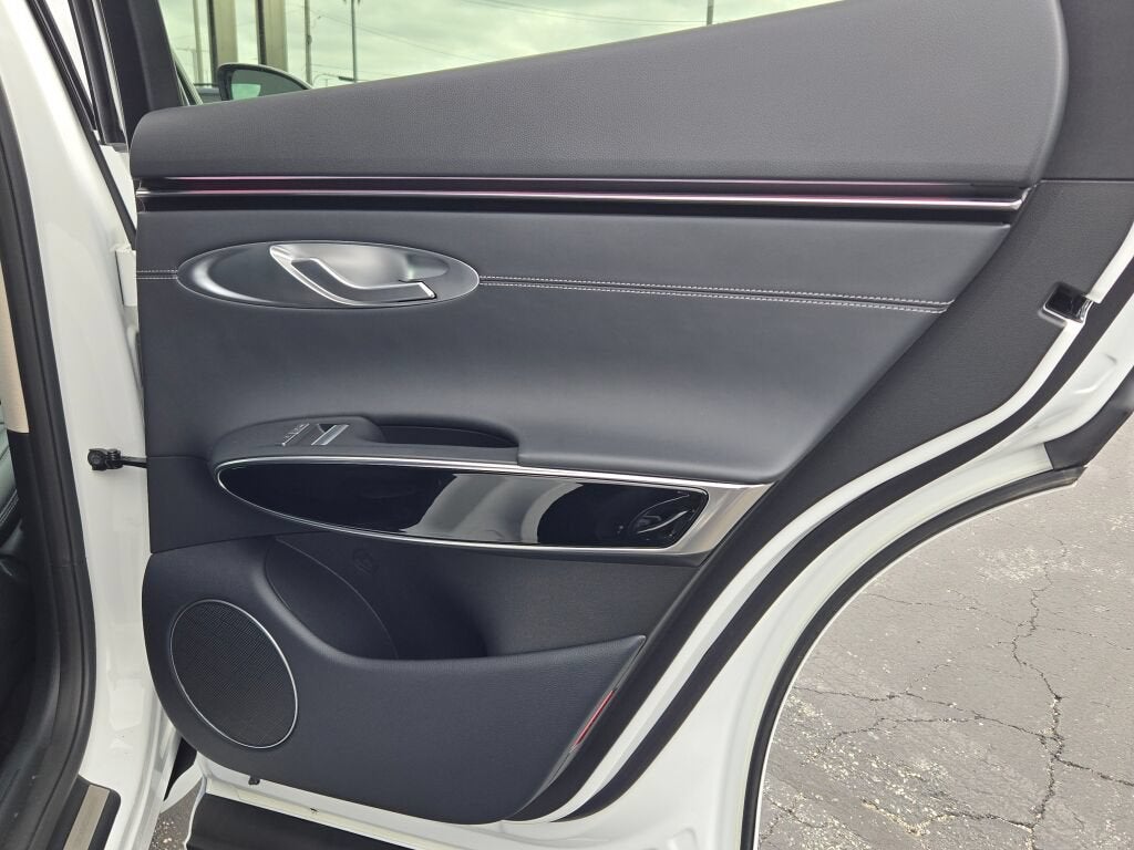 2026 Genesis GV70 2.5T