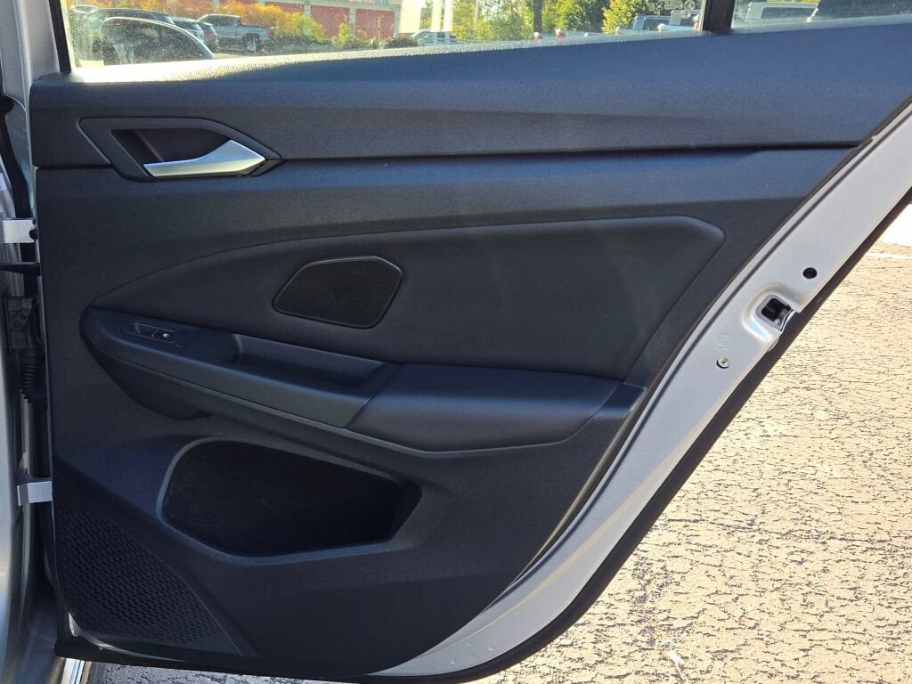 2024 Volkswagen Golf GTI 2.0T SE