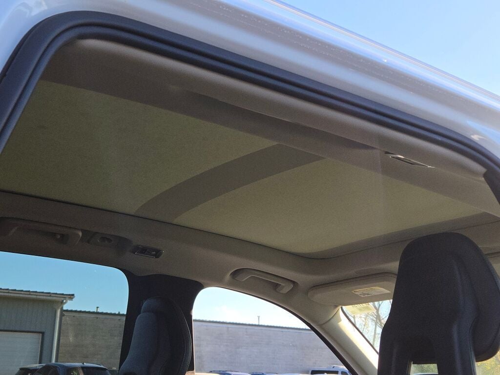 2017 Volvo XC90 T6 Momentum