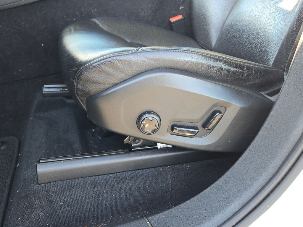 2017 Volvo XC90 T6 Momentum