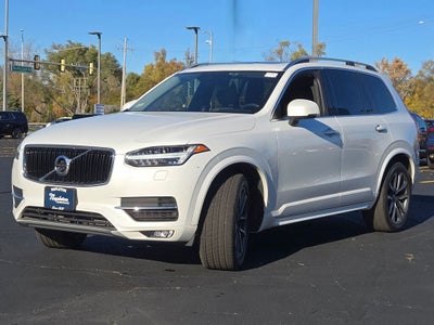 2017 Volvo XC90 T6 Momentum