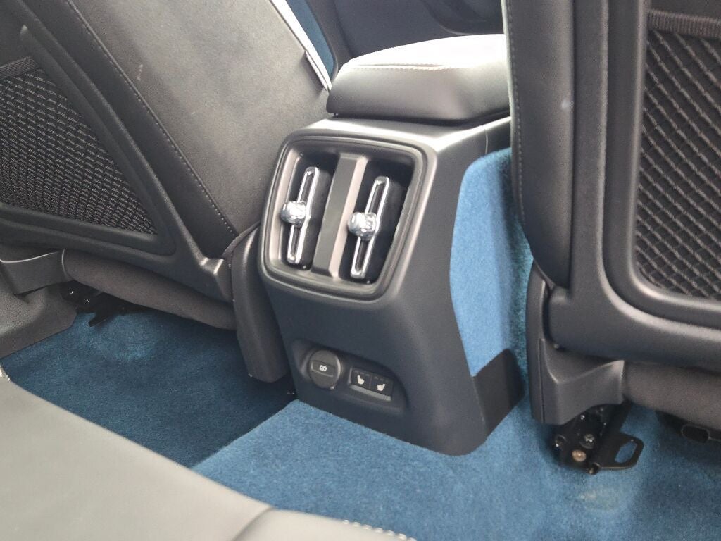 2023 Volvo C40 Recharge Pure Electric Ultimate