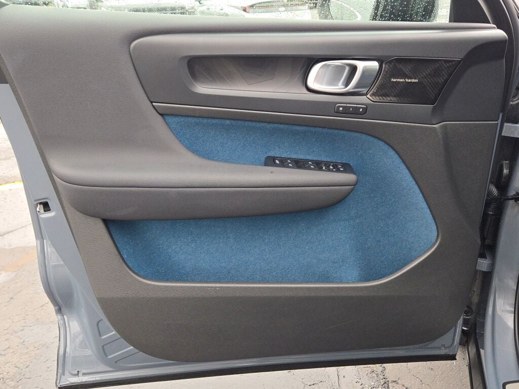 2023 Volvo C40 Recharge Pure Electric Ultimate