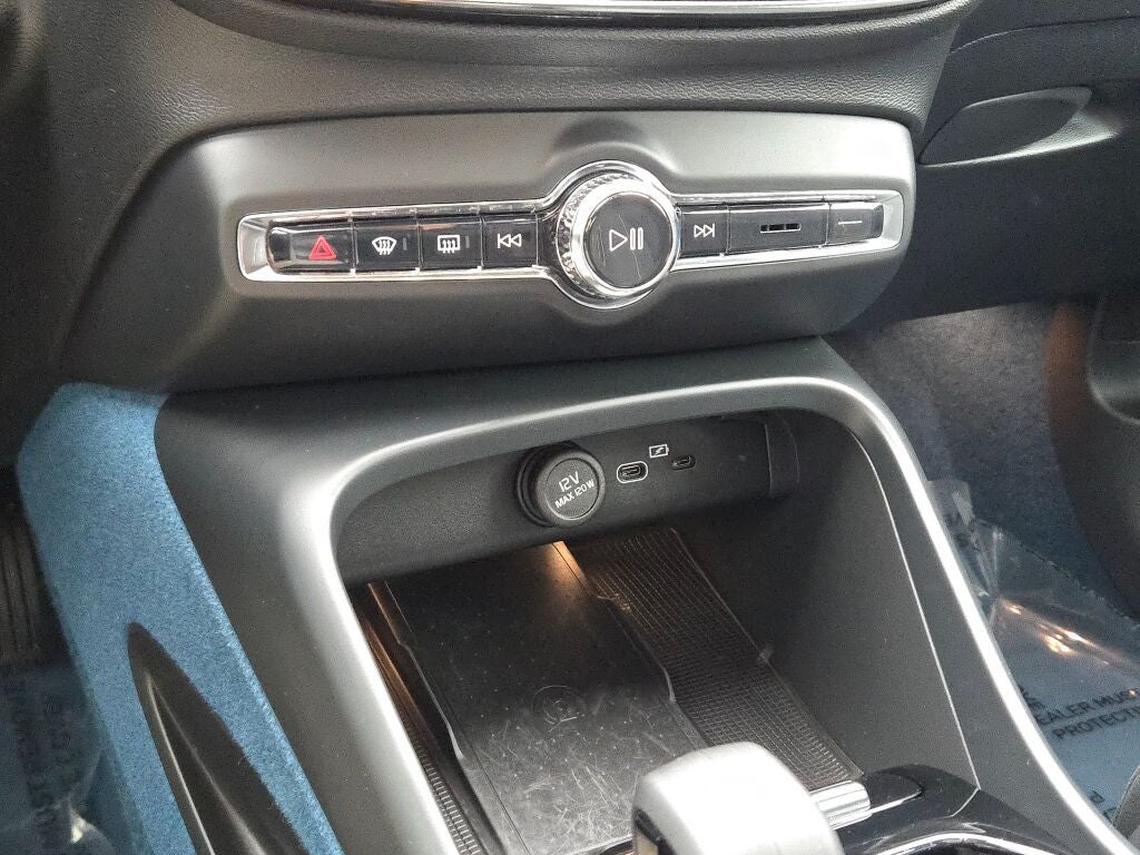 2023 Volvo C40 Recharge Pure Electric Ultimate