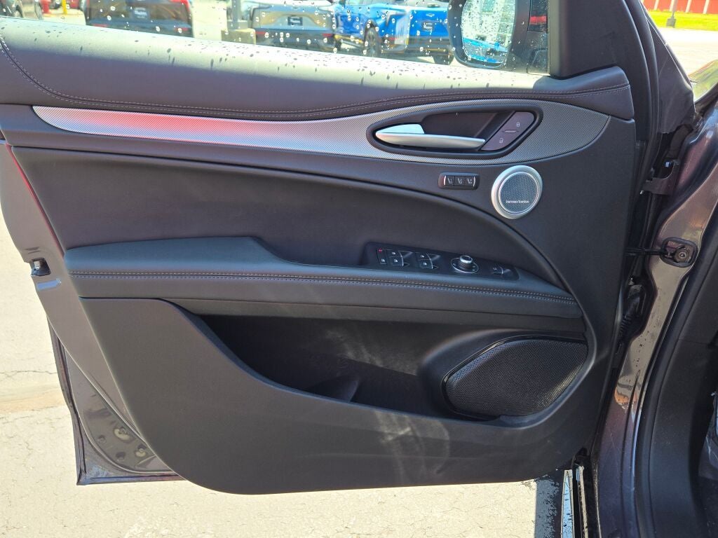 2024 Alfa Romeo Stelvio Veloce