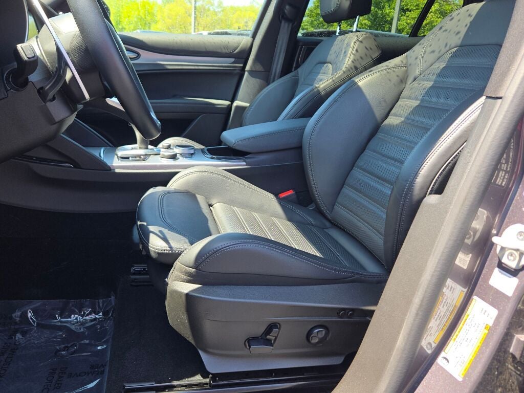 2024 Alfa Romeo Stelvio Veloce