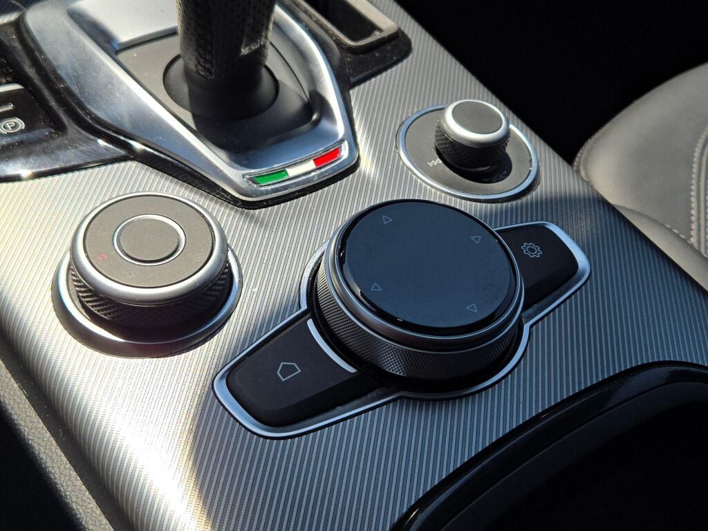 2024 Alfa Romeo Stelvio Veloce