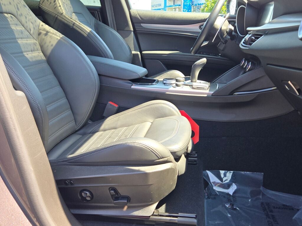2024 Alfa Romeo Stelvio Veloce
