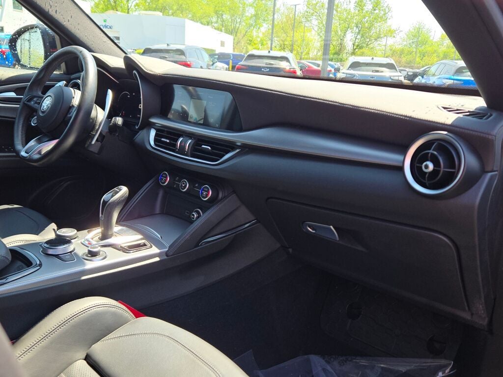2024 Alfa Romeo Stelvio Veloce