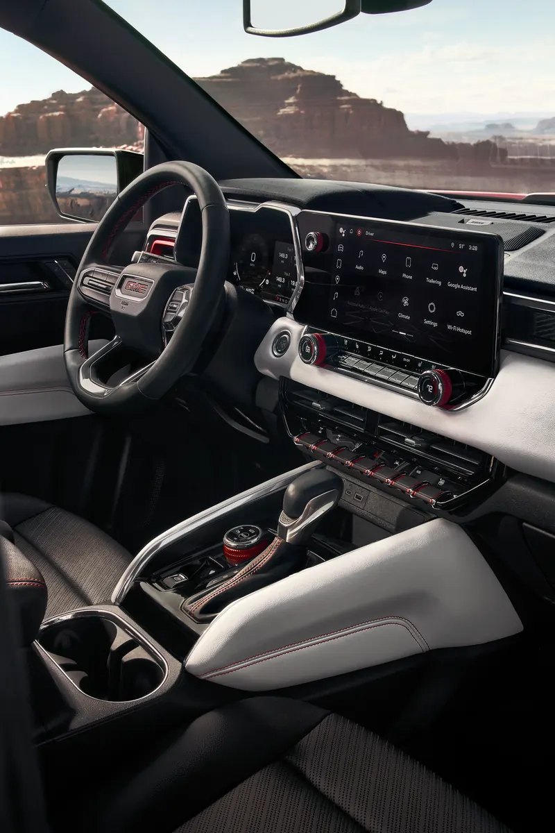 2026 GMC Canyon infotainment system at Napleton's Schaumburg Buick GMC in Schaumburg IL